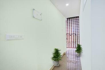 Отель Spot On Anugraha Residency