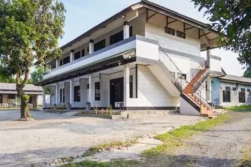 Hotel Spot On 91797 Mutiara Guest House