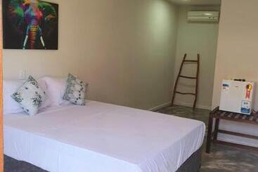 هاستل Pousada Mali