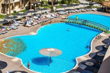 هتل El Karma Beach Resort & Aqua Park - Hurghada