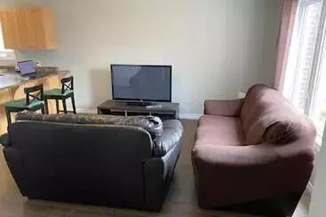 پانسیون Kingston Comfort Suites   Unit 2