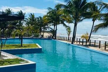 リゾートホテル Vivant Eco Beach