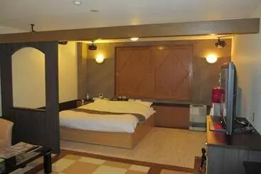 ホテル アルファ