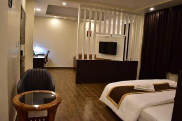 ホテル Montana Vyoo