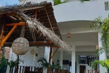 펜션 Shanthi Place