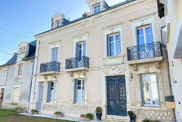 פנסיון Closerie La Fontaine