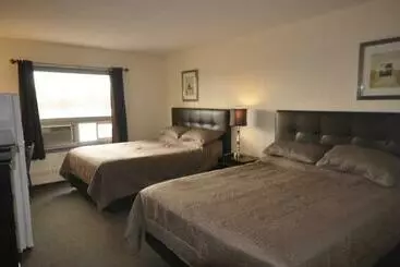 Hotel Beaverlodge Motor Inn