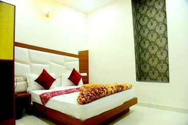 Hotel R.d International By Wb Inn