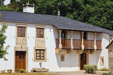 کلبه Finca La Cuevona Del Camino Guitiriz