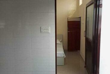 호텔 Spot On 92464  Sky View