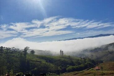 Отель Alpes Da Fazenda
