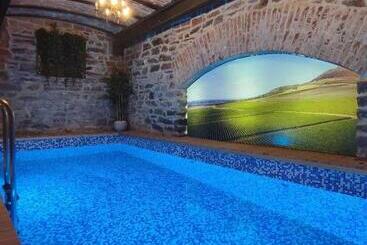 هتل Helvecija 1880