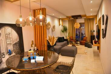 Appartement De Prestige Climatisé à L Hivernage 400m De La Gare