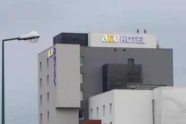 Hotelli Ace Hôtel Lyon Vénissieux Parc Des Expositions