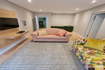 צימר Mount Edgecombe Estate Lodge