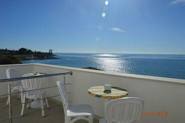 Bed and Breakfast Mare E Sole Villa Urso