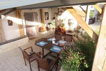 ベッドアンドブレックファースト Lalot