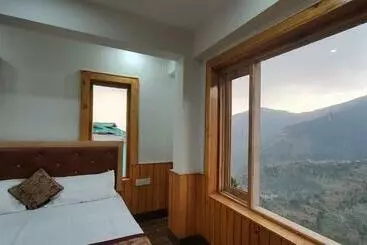 ホテル Diwan Sachpass Himalayan Brothers