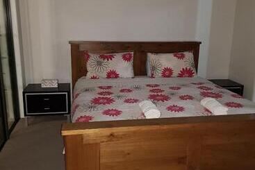 פנסיון Adwaga Lodge