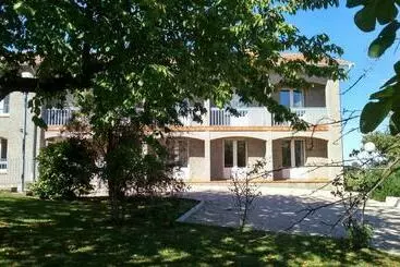 Hotelli Résidence Hôtelière Du Magnoac