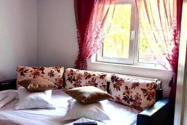 Voinescu House   Natural Living & Eating