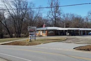 Windsor Crossroads Motel