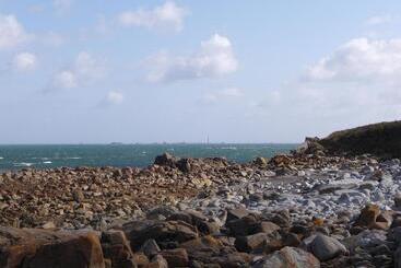 Nocleg ze śniadaniem Bretagne Chambre D Hôtes Suite 53m2 Et Caravane Vintage Avec Cuisine Et Salle De Bains Privées Britt