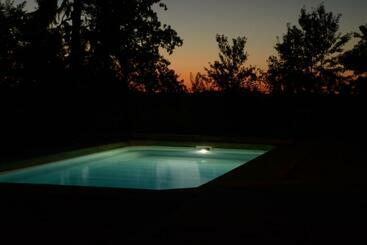 צימר Domaine De Treuillaud