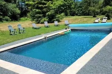 ベッドアンドブレックファースト Domaine Des Grands Chênes