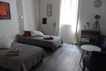 ベッドアンドブレックファースト Plume Et Pinceau