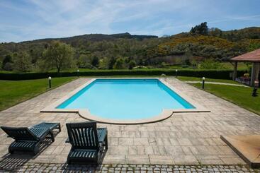 Pensjonat Casa Da Eira Longa