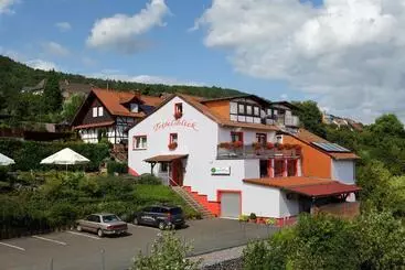 Majatalo Gasthaus Trifelsblick