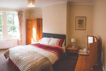 Bed and Breakfast Glencoe Villa Guesthouse