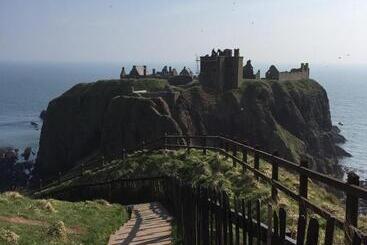 مبيت وإفطار Sma Harbour Hoose