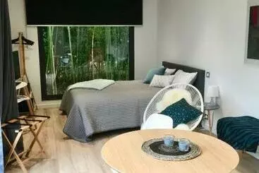 Aamiaismajoitus (B&B) Un Petit Nid Dans La Verdure