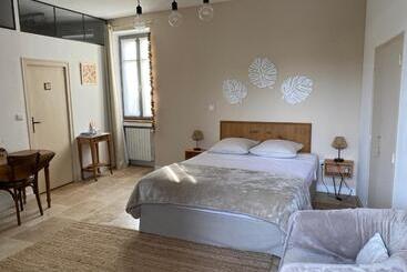 مبيت وإفطار Le Mas De Marie