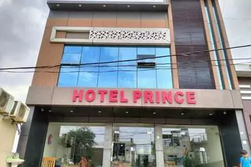 Hotel Prince By Wb Inn