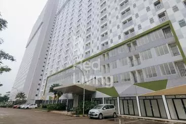 Hotel Redliving Apartemen Gunung Putri Square  Sansan Room Tower Pinus