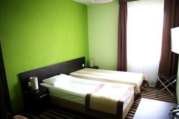 בית מלון כפרי Folklor