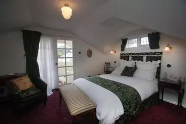 Mornington Bed And Breakfast