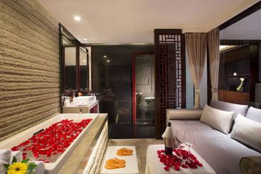 فندق Hongyuewan Holiday  Fuxian Lake