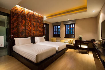 Otel Hongyuewan Holiday  Fuxian Lake