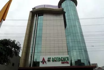 Hotell At Residency