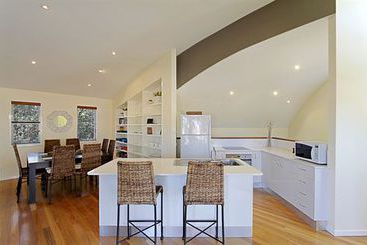 Hotel Beach House @ Tallows