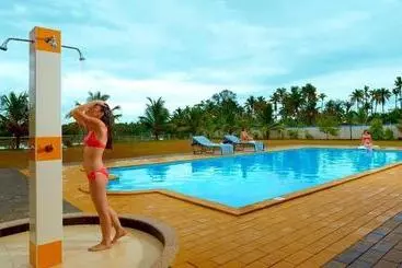 Resort Blue Waters Cherai