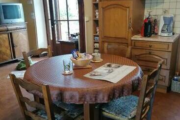 مبيت وإفطار Sam Bott