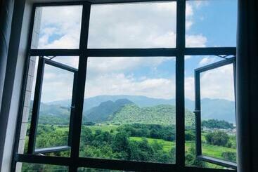 מלון דירות Mountain Spring Villa