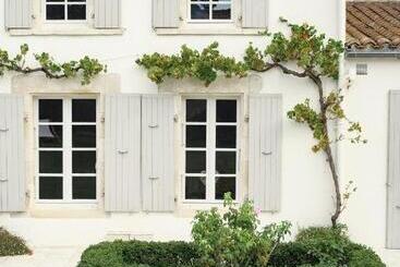 Pensió A L Ombre Du Figuier