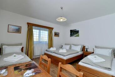 Panzió Statek Dolní Suchá