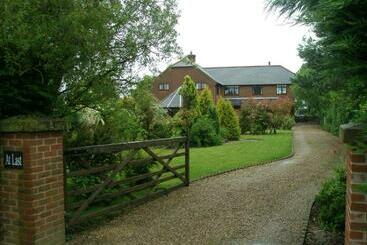 At Last Bed & Breakfast